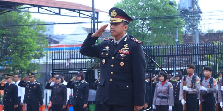 Polres Ngawi Gelar Upacara Peringatan Hari Ibu ke 79 tahun 2025